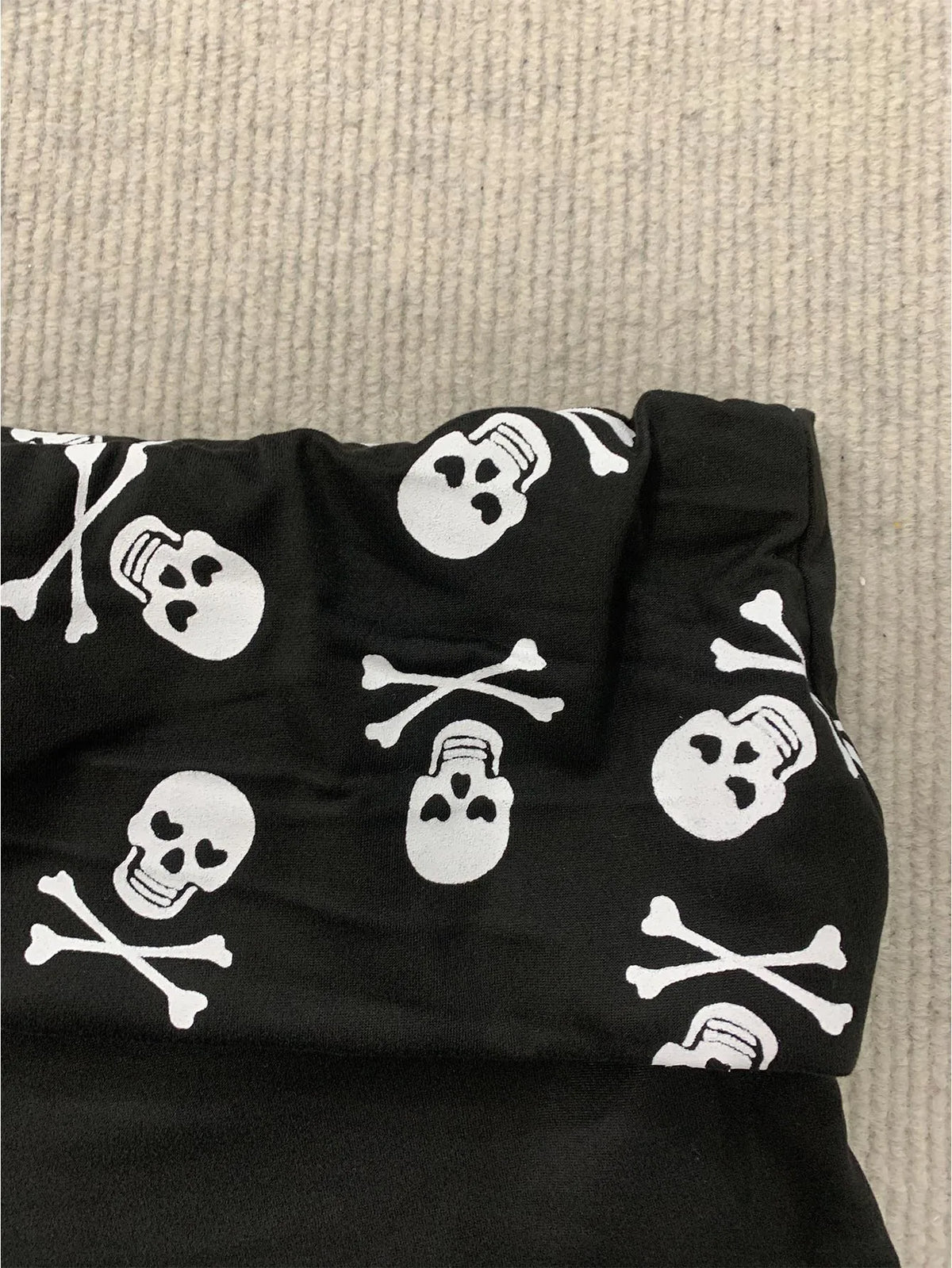 Shorts con estampado de calavera de estilo grunge para mujer, shorts negros de cintura baja, ajustados y sexys