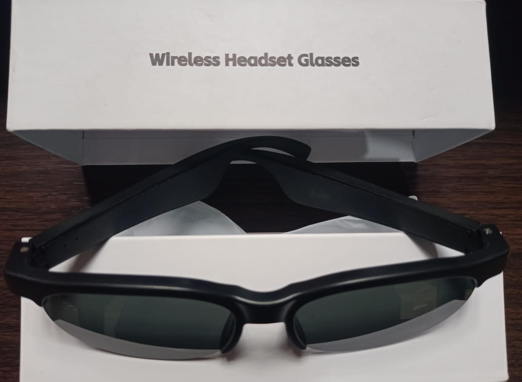 LENTES CON AUDIFONOS