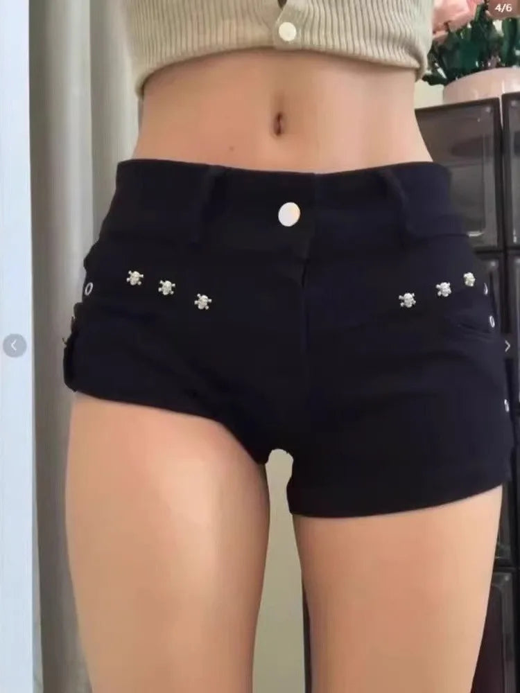 Pantalones cortos vaqueros Y2K para mujer, ropa de calle Popular ajustada, personalidad diaria, estudiantes, moda de vacaciones, pantalones vaqueros góticos Retro sexis de ocio con remaches